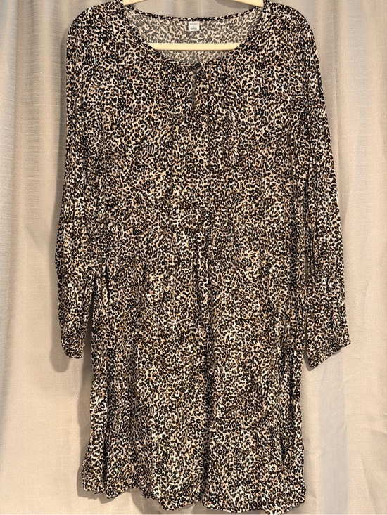Old Navy Dresses & Skirts - Old Navy Leopard Print Tiered Mini Dress Women’s Large Long Sleeve Boho